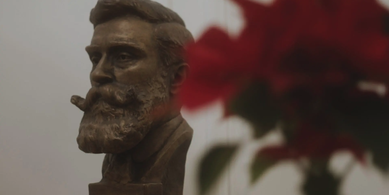 Buste d’Alexandre Varenne © Fondation Varenne